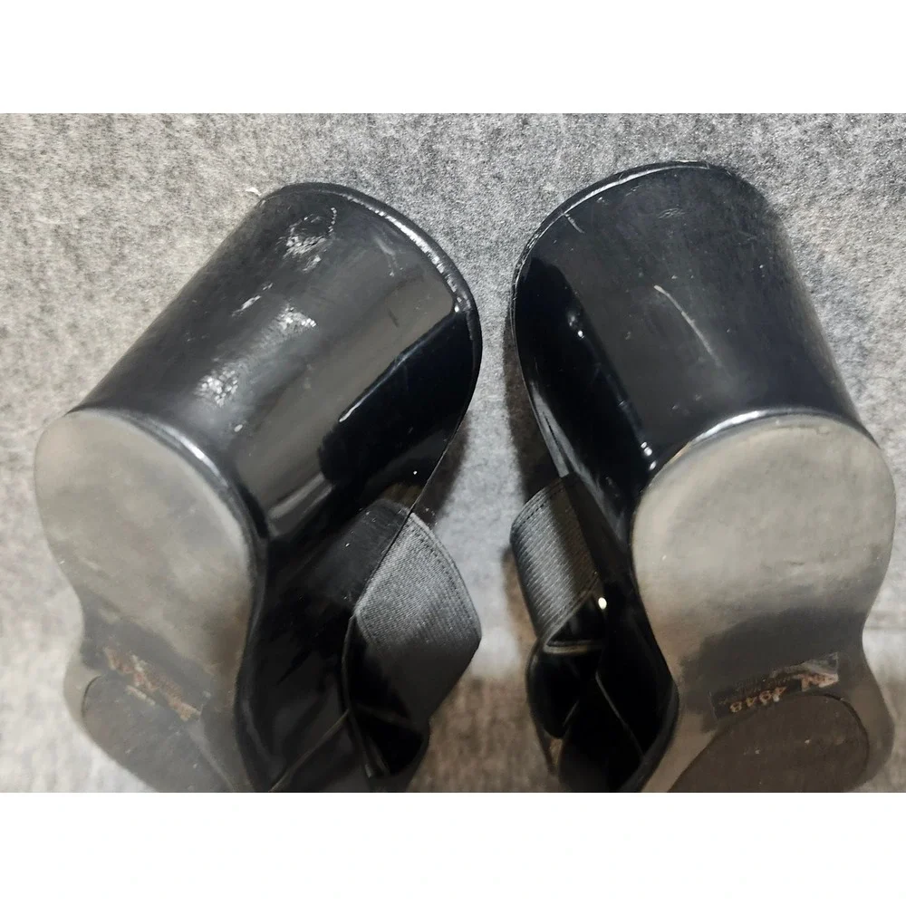 Cato‎ Wedge Thong Strap Sandals Women's Size 8 Black